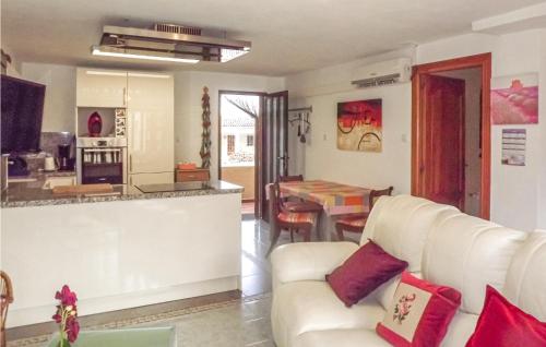 Studio Apartment in Oliva - image 2