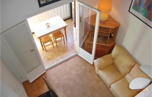 Beautiful home in Argeles Plage w/ WiFi and 3 Bedrooms - image 7