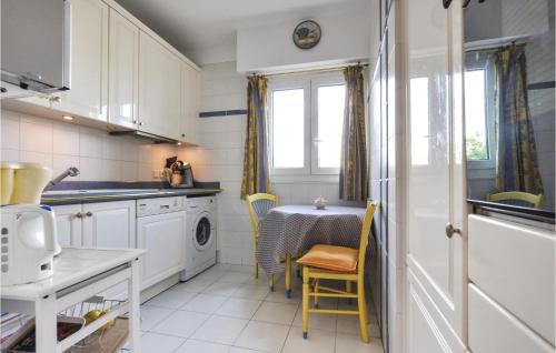 Apartment Golfe-Juan UV-1547 - image 7