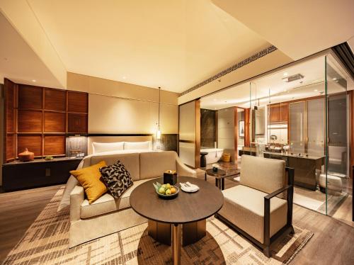 341745723 Shangri-La Nanning - The tallest hotel worldwide in Shangri-La Group