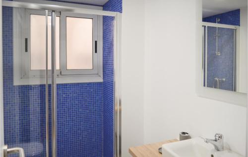 Three-Bedroom Apartment image 5