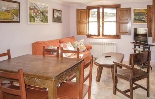  Amazing apartment in Ponga with 3 Bedrooms and WiFi in Ponga