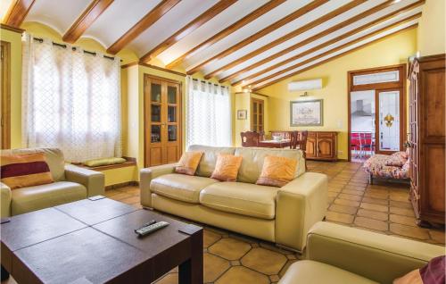 Awesome Home In Faro De Cullera With Wifi