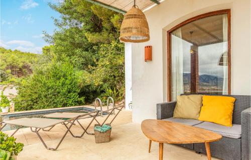  Stunning home in Montecorto with Outdoor swimming pool, WiFi and 2 Bedrooms in Montecorto