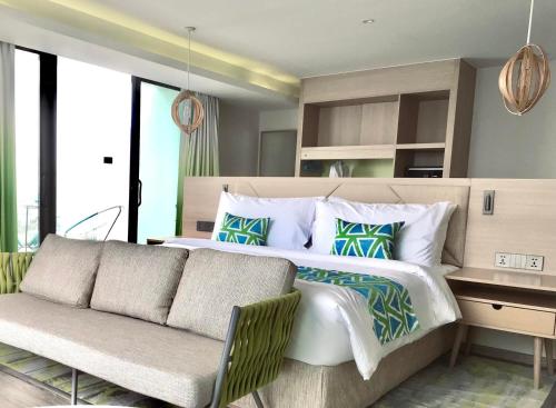 Guestroom, Lime Resort Manila in Manila Bay