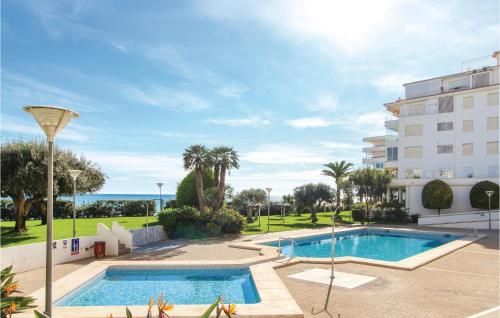 Two-Bedroom Apartment in Altea - image 9