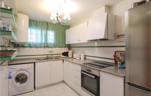 Two-Bedroom Apartment in Altea - image 3