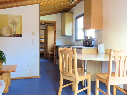 Kitchen, Charmante Wohnung mit eigener Terrasse in Bad Wildungen