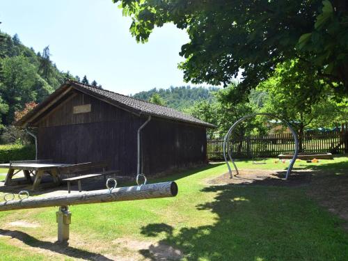 Holiday farm situated next to the Kellerwald Edersee national park with a sunbathing lawn