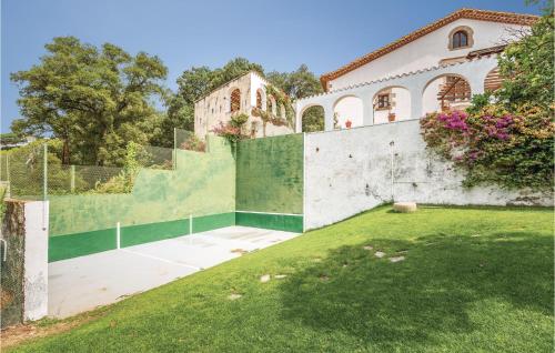 Beautiful Home In Arenys De Munt With 6 Bedrooms, Private Swimming Pool And Outdoor Swimming Pool