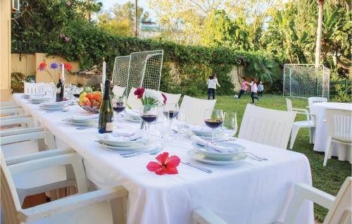 Seven-Bedroom Holiday Home in Benalmadena - image 7