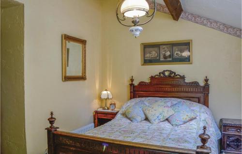 3 Bedroom Beautiful Home In Guern in Guern