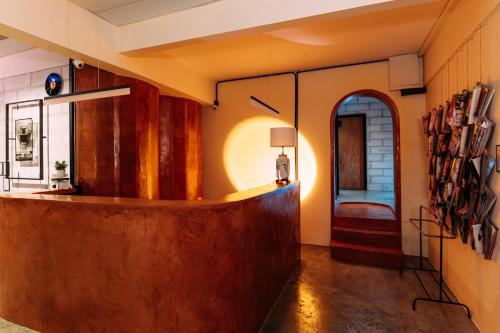 Lobby, Walk-Up To SIAR - Children Not Allowed near Cameron Square