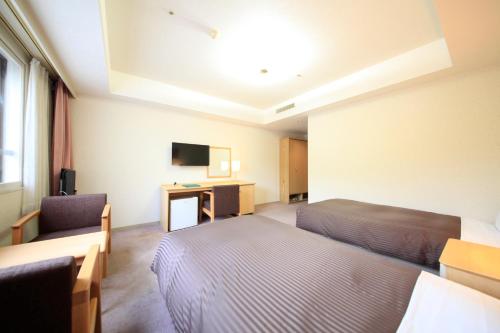 room detail thumbnail 1