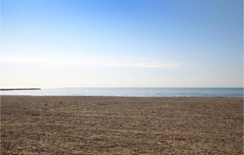 Beautiful apartment in Santa Pola w/ WiFi and 2 Bedrooms - image 10