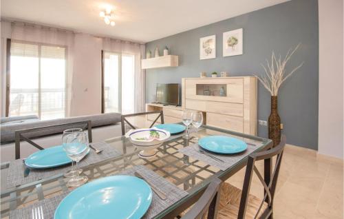 Two-Bedroom Apartment in Mijas Costa - image 2