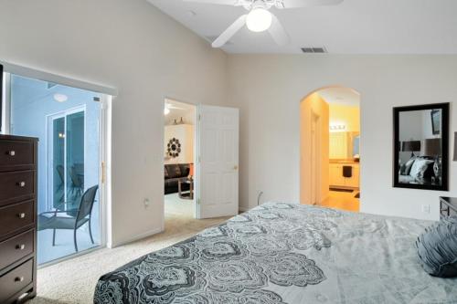 Beautiful 4 Bedroom 3 Bathroom pool & spa Villa - image 13