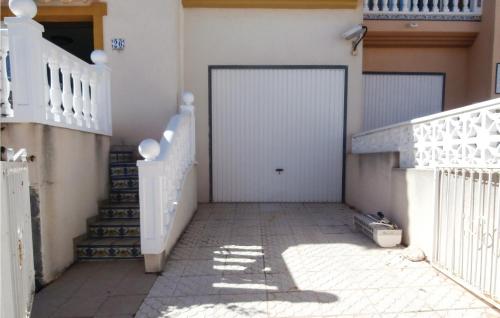 Lovely Home In Orihuela Costa With Kitchen
