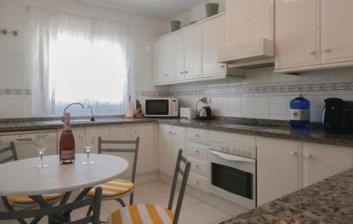 Lovely Home In Orihuela Costa With Kitchen