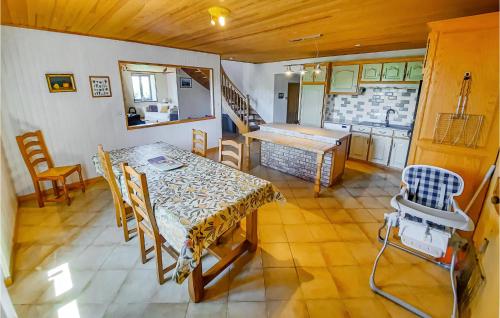 Three-Bedroom Holiday Home in Ruffiac - image 9