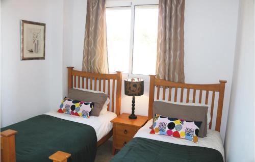 Two-Bedroom Apartment in San Luis de Sabinillas - image 2