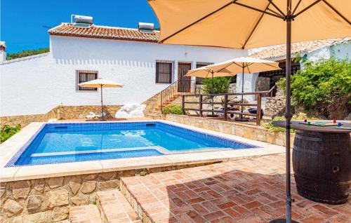 Swimming pool, Amazing home in Malaga with 7 Bedrooms, WiFi and Private swimming pool in Málaga