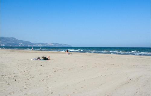  Stunning apartment in Castelló de la Plana with WiFi and 3 Bedrooms in Castellón de la Plana