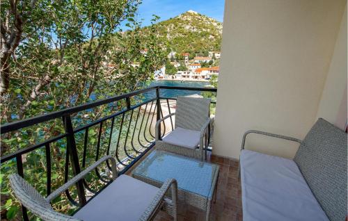  Nice apartment in Starigrad with 1 Bedrooms and WiFi in Starigrad