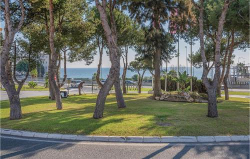 Two-Bedroom Apartment in Mijas Costa - image 4