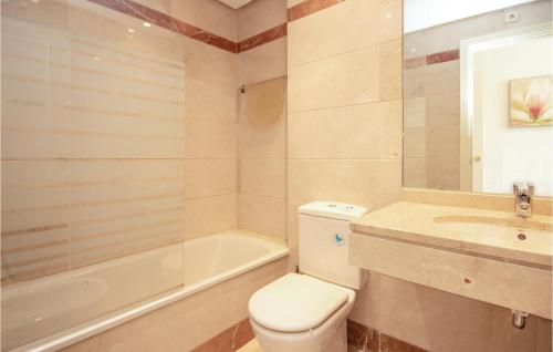 Beautiful apartment in Laguna de Mijas w/ Outdoor swimming pool Outdoor swimming pool and 2 Bedrooms - image 5