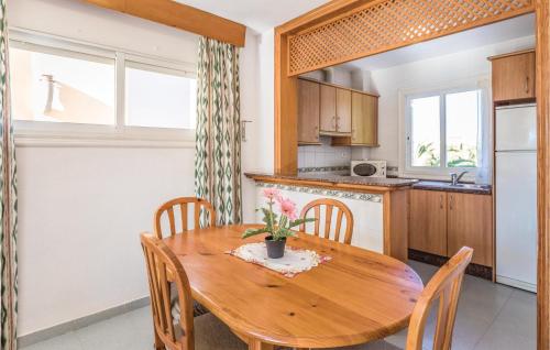 One-Bedroom Apartment in Roquetas de Mar - main image