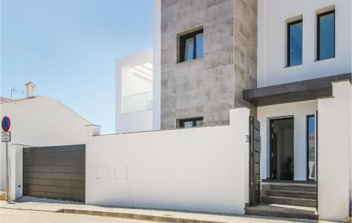 Three-Bedroom Holiday Home in Nerja - image 9