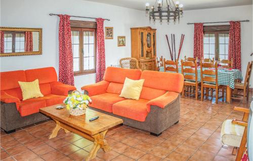 Gorgeous Home In Villanueva Del Rey With House A Panoramic View