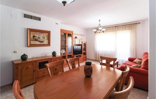  Awesome apartment in Estepona with 2 Bedrooms and WiFi in Estepona
