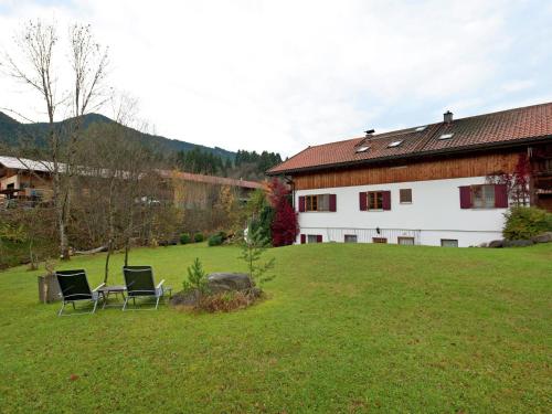 Alluring Apartment in Bad-Kohlgrub with Private Garden - image 8