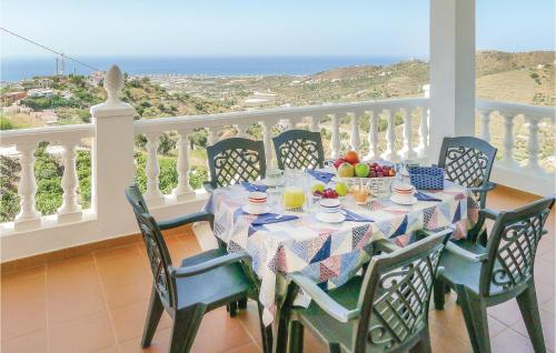 Cozy Home In Torrox, Mlaga With Wifi