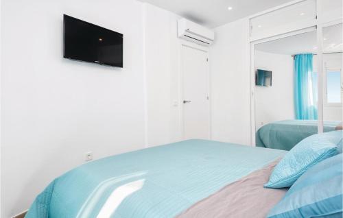 Two-Bedroom Apartment in Calahonda - image 10