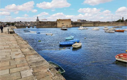 Amazing Apartment In Concarneau With Wifi