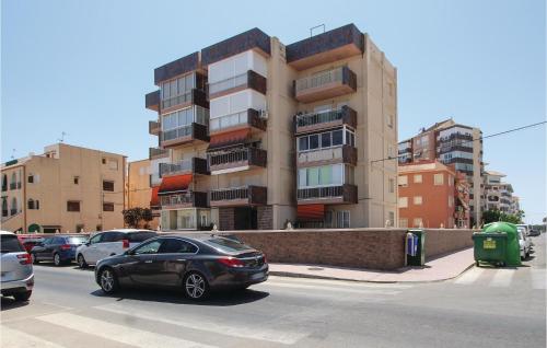 Amazing apartment in Torrevieja w/ 1 Bedrooms - image 10