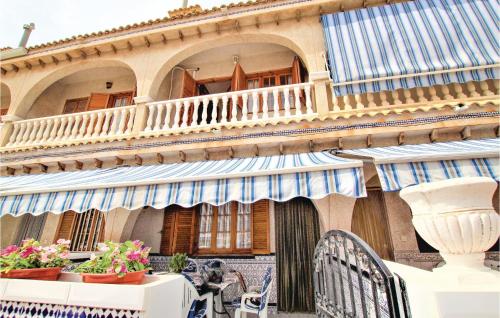 Three-Bedroom Holiday Home in Santa Pola - image 12