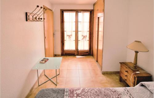 Three-Bedroom Holiday Home in Santa Pola - main image