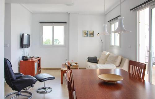  Beautiful Apartment In Sucina With 2 Bedrooms, Wifi And Swimming Pool in Sucina