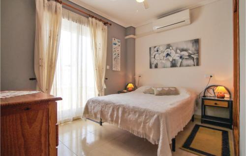 Beautiful home in Gran Alacant St. Pola w/ Outdoor swimming pool WiFi and Outdoor swimming pool - image 9