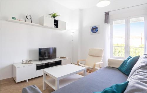 Amazing apartment in Alcala del Rio with WiFi and 2 Bedrooms in Alcalá del Río