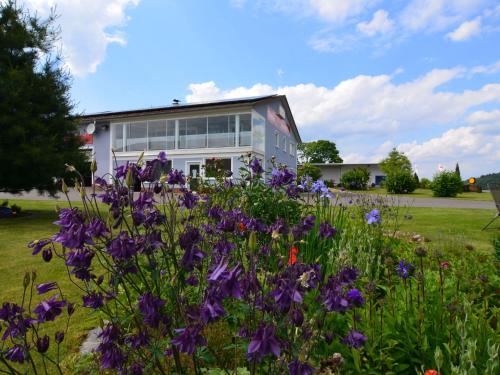 B&B Tännesberg - Luxurious Holiday Home in T nnesberg with Garden - Bed and Breakfast Tännesberg