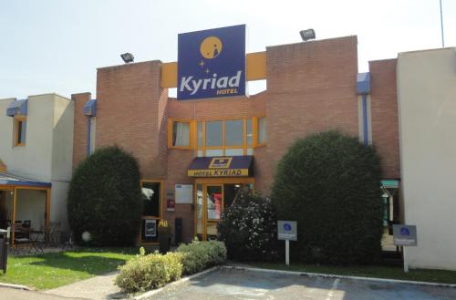 Kyriad Chantilly - image 12