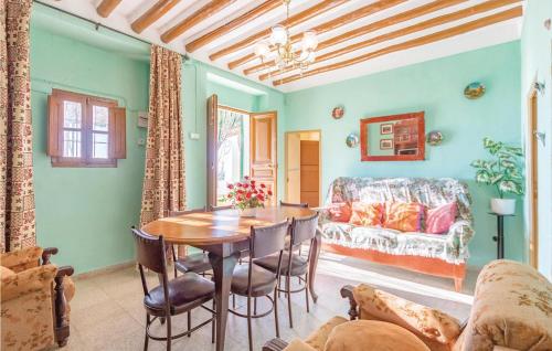  Lovely Home In Iznájar With House A Mountain View in Fuentes de Cesna