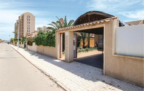 Cozy Home In Cartagena With Kitchen