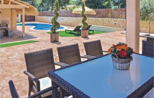 Four-Bedroom Holiday Home in Son Serra de Marina - image 2