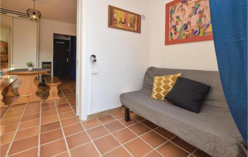 Stunning home in Borgo w/ 1 Bedrooms - image 9